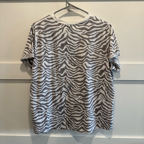 Zebra Print Rue+ Brand T-Shirt - Picture 5 of 6